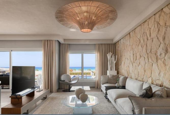 8194898 - Property Image 2