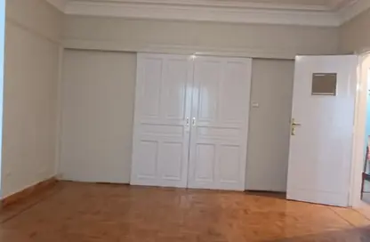Apartment - 3 Bedrooms - 1 Bathroom for rent in Al Merghany St. - Ard El Golf - Heliopolis - Masr El Gedida - Cairo Apartment - 3 Bedrooms - 1 Bathroom for rent in Al Merghany St. - Ard El Golf - Heliopolis - Masr El Gedida - Cairo