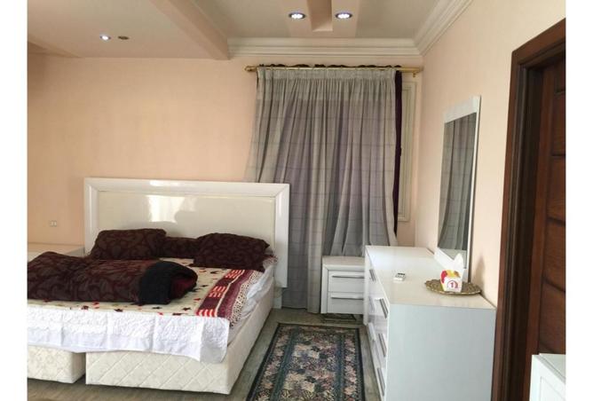 8065550 - Property Image 2