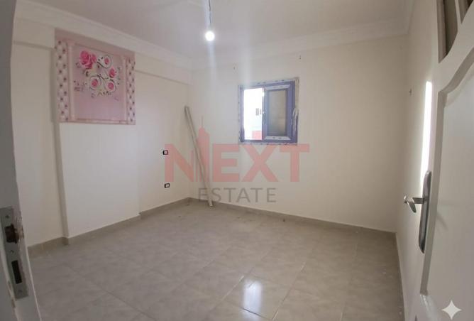 8028753 - Property Image 2