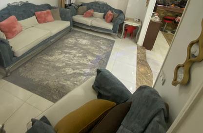 Apartment - 3 Bedrooms - 1 Bathroom for sale in 50th Street - Zahraa El Maadi - Hay El Maadi - Cairo
