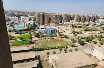 Apartment - 2 Bedrooms - 2 Bathrooms for sale in Salah Salem St. - El Estad - Nasr City - Cairo