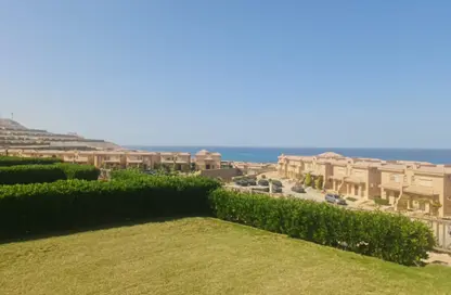 فيلا - 4 غرف نوم - 4 حمامات للبيع في تلال السخنة - العين السخنة - السويس