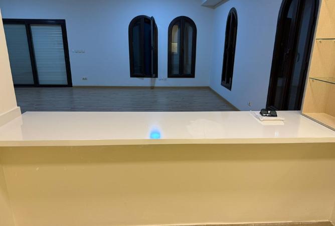 8083289 - Property Image 3