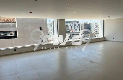 Office Space - Studio - 1 Bathroom for rent in V90 - North Teseen St. - The 5th Settlement - New Cairo City - Cairo