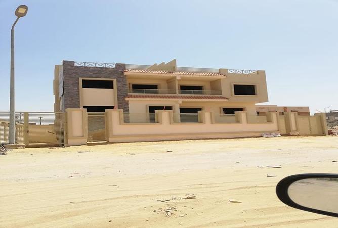 منزل مزدوج - 6 غرف نوم - 6 حمامات للبيع في الحي التاسع - الشيخ زايد - الجيزة