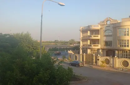 Apartment - 3 Bedrooms - 2 Bathrooms for sale in Belbeis Road   Road 10 - 3rd District - Obour City - Qalyubia