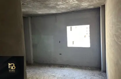 Apartment - 3 Bedrooms - 2 Bathrooms for sale in New Narges - New Cairo City - Cairo