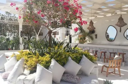 Chalet - 2 Bedrooms - 2 Bathrooms for sale in Azha North - Ras Al Hekma - North Coast