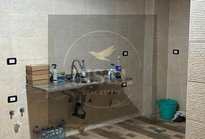 8033452 - Property Image 2