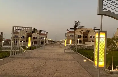 Villa - 5 Bedrooms - 5 Bathrooms for sale in Sheikh Zayed Compounds - Sheikh Zayed City - Giza