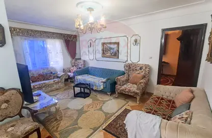 شقة - 3 غرف نوم - 2 حمامات للبيع في محرم بك - حي وسط - الاسكندرية