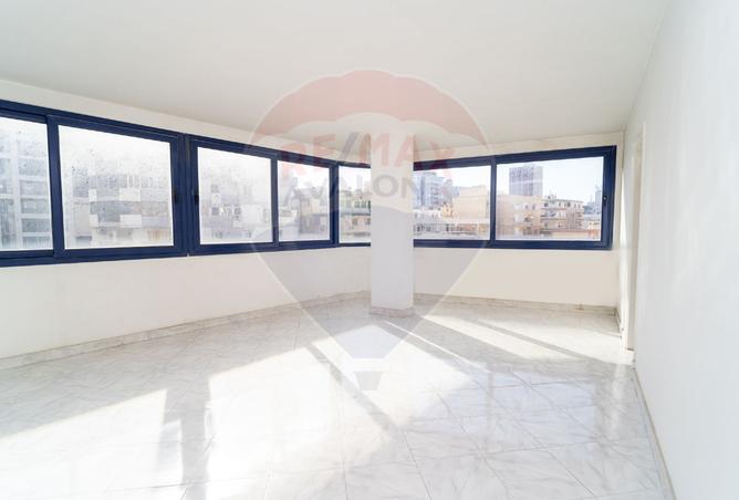 7999978 - Property Image 2