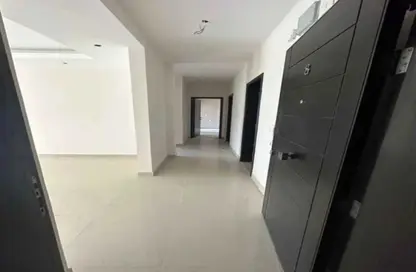 Apartment - 3 Bedrooms - 3 Bathrooms for sale in The Address East - 90 Street - The 5th Settlement - New Cairo City - Cairo