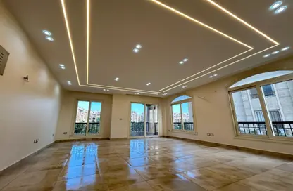 Apartment - 2 Bedrooms - 2 Bathrooms for rent in Stone Residence - 5th Settlement Compounds - The 5th Settlement - New Cairo City - Cairo