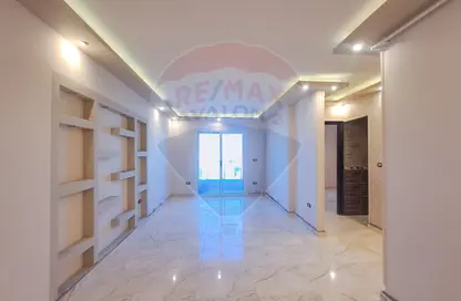 شقة - 2 غرف نوم - 1 حمام للبيع في كفر عبده - رشدي - حي شرق - الاسكندرية