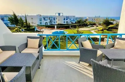 Chalet - 3 Bedrooms - 2 Bathrooms for rent in Mountain View - Ras Al Hekma - North Coast