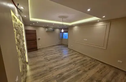 شقة - 3 غرف نوم - 2 حمامات للايجار في بيت الوطن - كمبوندات الشيخ زايد - الشيخ زايد - الجيزة