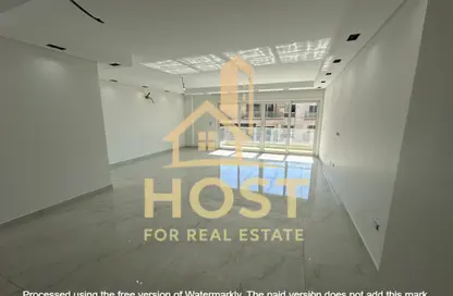Apartment - 3 Bedrooms - 2 Bathrooms for sale in Mountain View iCity - 5th Settlement Compounds - The 5th Settlement - New Cairo City - Cairo