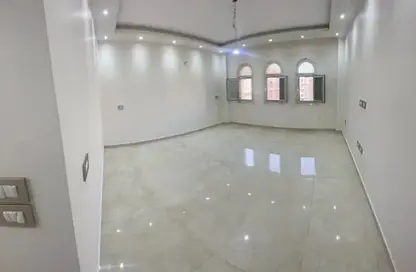 شقة - 3 غرف نوم - 2 حمامات للايجار في محور محمد نجيب - ابو الهول - مدينة القاهرة الجديدة - القاهرة