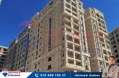 شقة - 3 غرف نوم - 2 حمامات للبيع في شارع ميدان الشهداء - سموحة - حي شرق - الاسكندرية