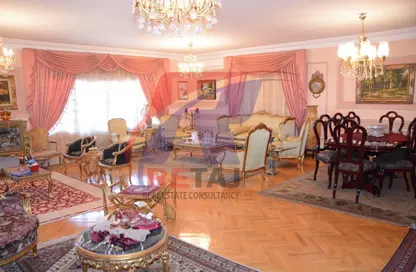 Apartment - 3 Bedrooms - 3 Bathrooms for sale in Mohammed Al Maqref St. - 6th Zone - Nasr City - Cairo