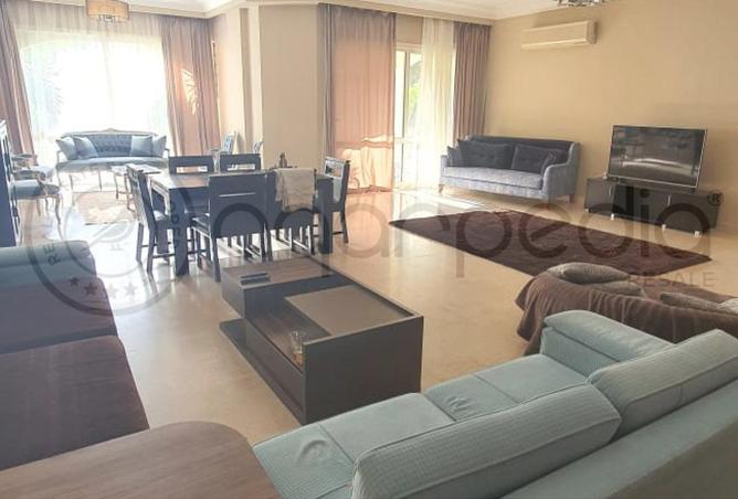 8373690 - Property Image 2