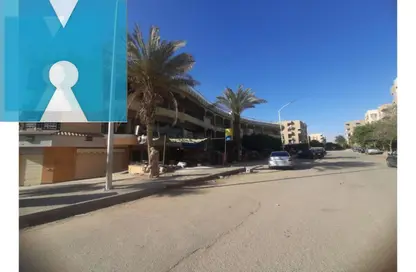 Shop - Studio - 1 Bathroom for sale in Street 8 - 11th District - 6 October City - Giza