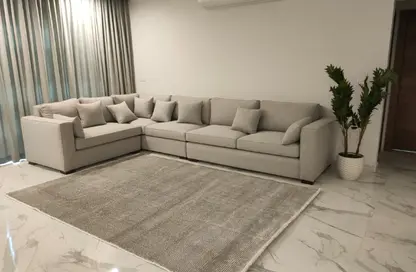 Apartment - 2 Bedrooms - 2 Bathrooms for rent in Lake View Residence - 5th Settlement Compounds - The 5th Settlement - New Cairo City - Cairo