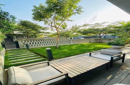 Apartment - 2 Bedrooms - 2 Bathrooms for sale in The Address East - 90 Street - The 5th Settlement - New Cairo City - Cairo