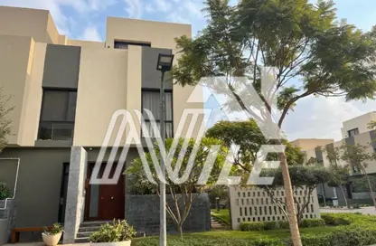 تاون هاوس - 3 غرف نوم - 3 حمامات للبيع في كمبوند البروج - كمبوندات الشروق - مدينة الشروق - القاهرة تاون هاوس - 3 غرف نوم - 3 حمامات للبيع في كمبوند البروج - كمبوندات الشروق - مدينة الشروق - القاهرة