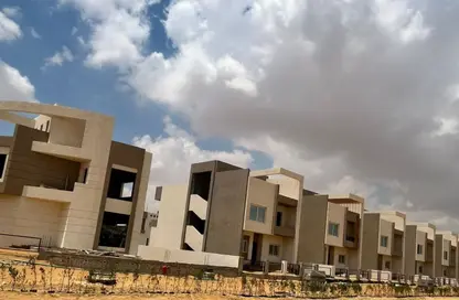 Villa - 4 Bedrooms - 4 Bathrooms for sale in Montania - New Zayed City - Sheikh Zayed City - Giza