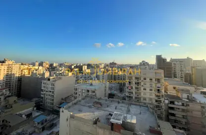 Apartment - 3 Bedrooms - 1 Bathroom for sale in Al Ekbal St. - Laurent - Hay Sharq - Alexandria
