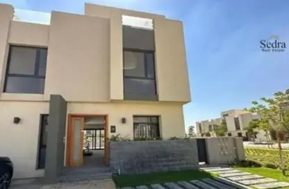 تاون هاوس - 4 غرف نوم - 4 حمامات للبيع في كمبوند البروج - كمبوندات الشروق - مدينة الشروق - القاهرة