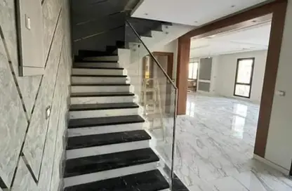 Villa - 5 Bedrooms - 6 Bathrooms for sale in The Estates - Sheikh Zayed Compounds - Sheikh Zayed City - Giza