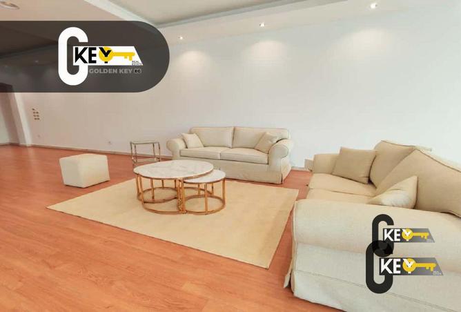 8184035 - Property Image 3