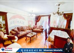شقة - 3 غرف نوم - 1 حمام for للايجار in شارع وينجت - بولكلي - حي شرق - الاسكندرية