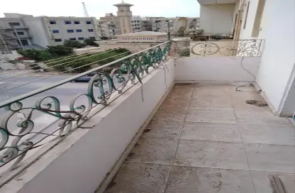 Apartment - 3 Bedrooms - 2 Bathrooms for sale in Street 29 - 3rd District - 6 October City - Giza