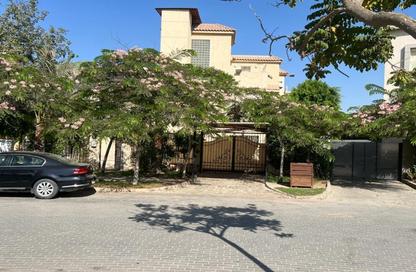 Villa - 7+ Bedrooms - 7+ Bathrooms for sale in Royal Hills - Al Motamayez District - 6 October City - Giza