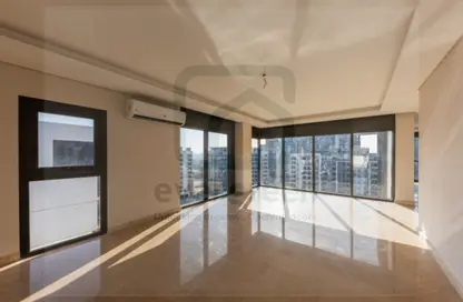 Apartment - 2 Bedrooms - 2 Bathrooms for sale in Park Side Residence - Zed Towers - Sheikh Zayed Compounds - Sheikh Zayed City - Giza