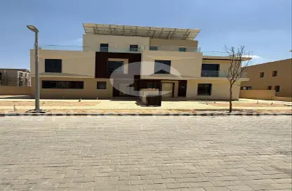 Twin House - 5 Bedrooms - 6 Bathrooms for sale in Vye Sodic - New Zayed City - Sheikh Zayed City - Giza