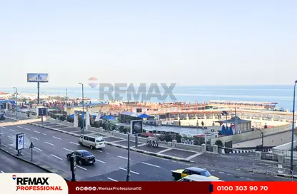 Apartment - 5 Bedrooms - 3 Bathrooms for sale in Al Geish Road - Glim - Hay Sharq - Alexandria