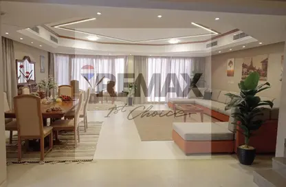 منزل مزدوج - 4 غرف نوم - 5 حمامات للايجار في توب فيو - امتداد المستثمرين الشمالية - مدينة القاهرة الجديدة - القاهرة