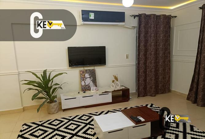 8452106 - Property Image 2