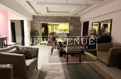 Apartment - 3 Bedrooms - 2 Bathrooms for sale in Hayati Residence - North Investors Area - New Cairo City - Cairo