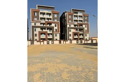Apartment - 3 Bedrooms - 1 Bathroom for sale in Ard Gameyet Al Mostasmereen - Hadayek October - 6 October City - Giza