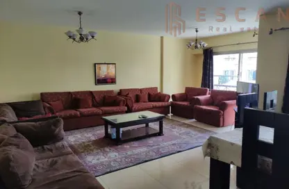 Apartment - 3 Bedrooms - 3 Bathrooms for sale in Om Kalthoum St. - Rehab City Third Phase - Al Rehab - New Cairo City - Cairo