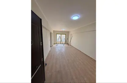 Apartment - 2 Bedrooms - 1 Bathroom for rent in Capital East - Nasr City Compounds - Nasr City - Cairo
