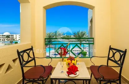 Chalet - 3 Bedrooms - 3 Bathrooms for sale in Makadi Orascom Resort - Makadi - Hurghada - Red Sea