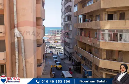 شقة - 4 غرف نوم - 3 حمامات للبيع في طريق الجيش - لوران - حي شرق - الاسكندرية
